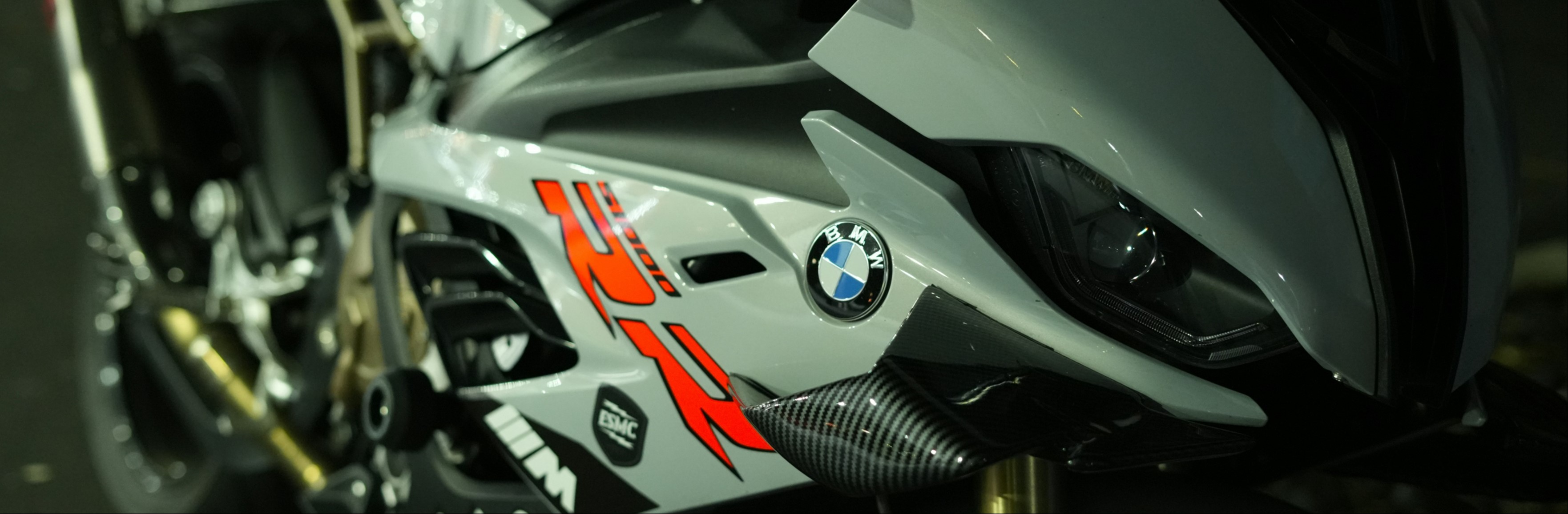 Header banner_images_0_1755175726911077967.jpg Over ons | Elevate Motoren