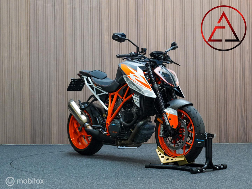 KTM  1290 SuperDuke R ABS 54189844-0.jpg | Elevate Motoren