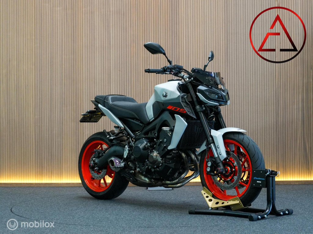 Yamaha  MT-09 ABS 56425897-0.jpg | Elevate Motoren